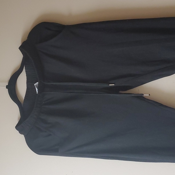 🌷Black Sweat Pants - Picture 2 of 3